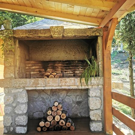 Oasis Of Peace Apartman Cetinje Kültér fotó
