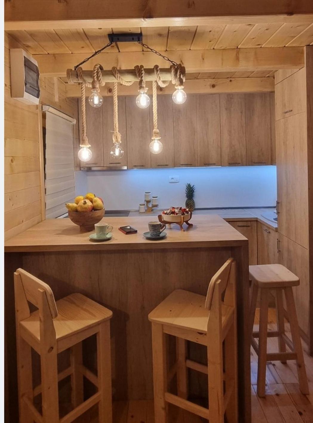 Oasis Of Peace Apartman Cetinje Kültér fotó