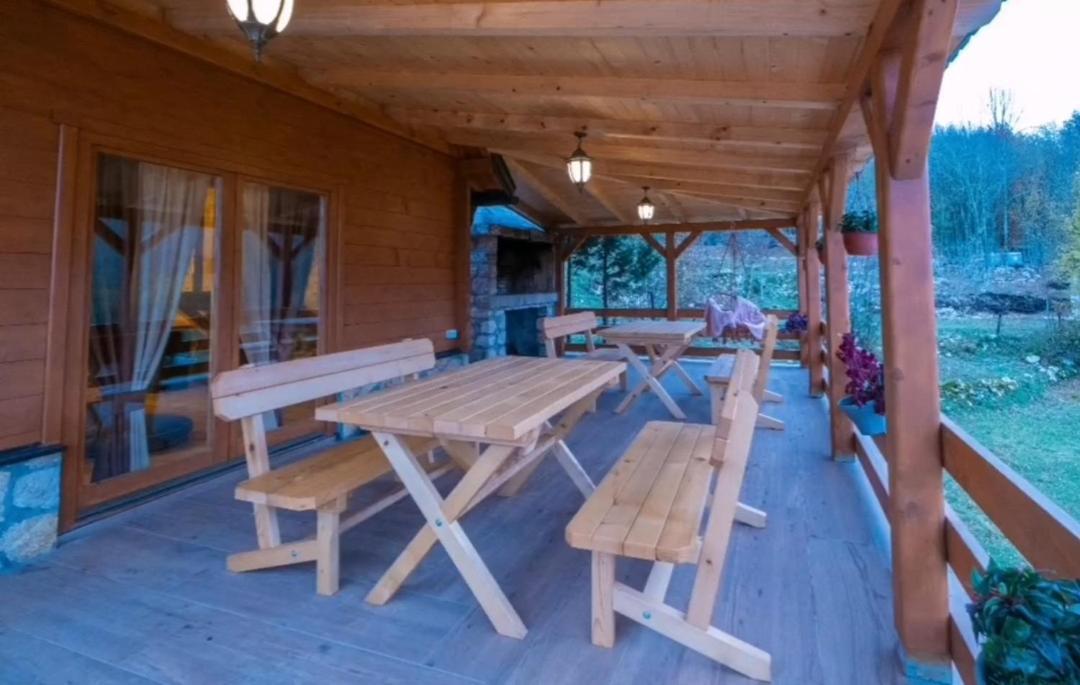 Oasis Of Peace Apartman Cetinje Kültér fotó
